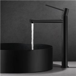 Grifo lavabo alto monomando bezana negro mate latón